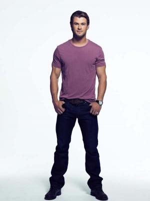 Chris Hemsworth 001