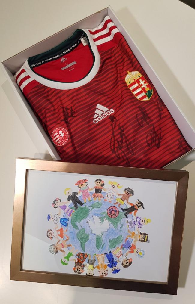 Ferenc pápának szóló ajándék