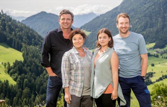 A hegyi doktor újra rendel